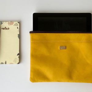 Funda Para iPad Amarilla